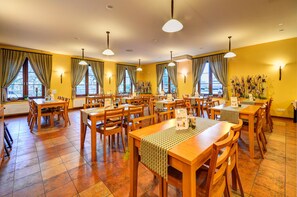 Petit déjeuner buffet compris tous les jours