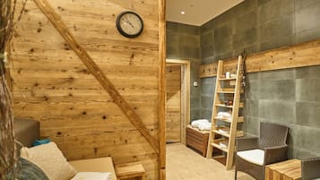 Sauna, hot tub