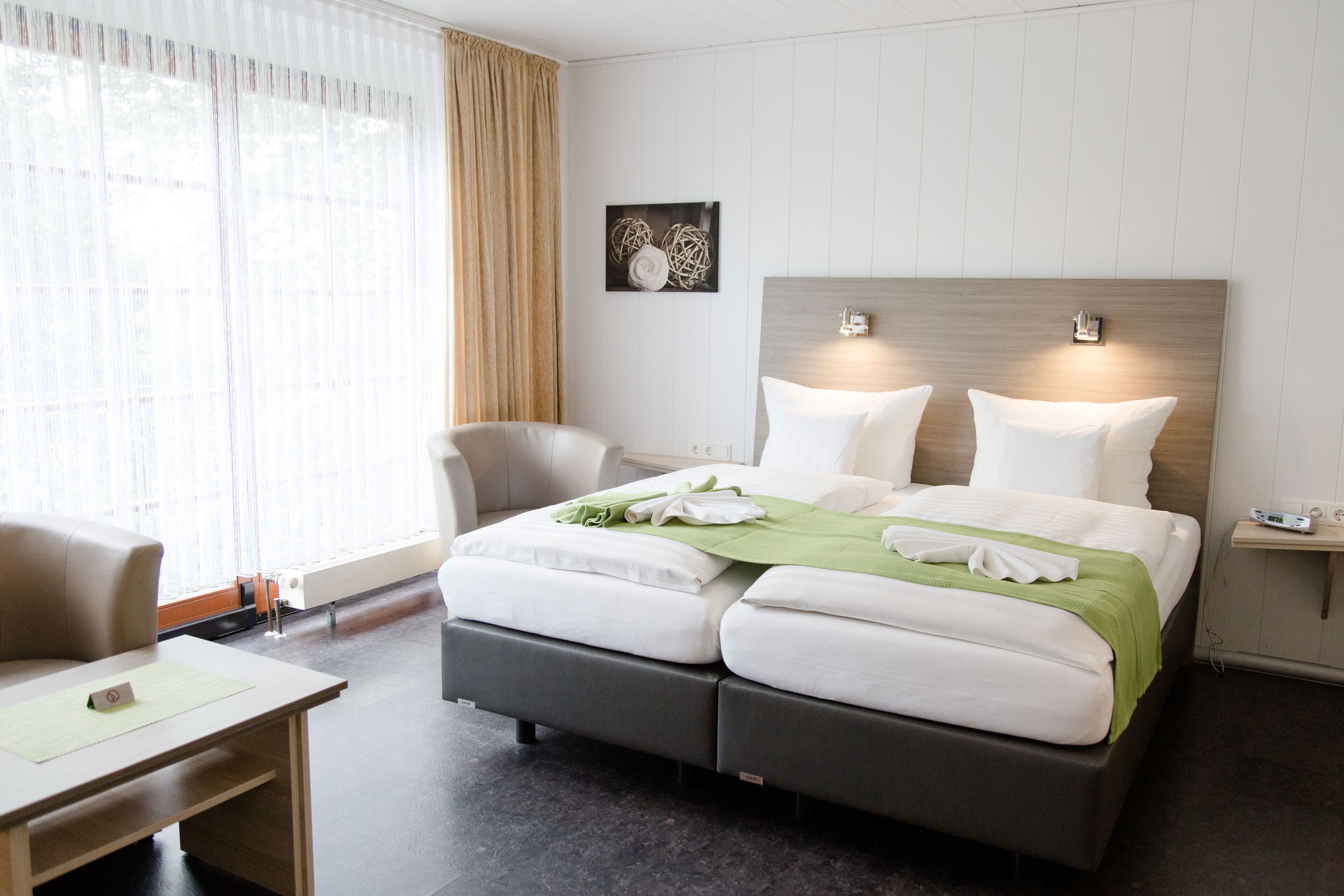 comfort double room | 1 bedroom, desk, free wifi, bed sheets