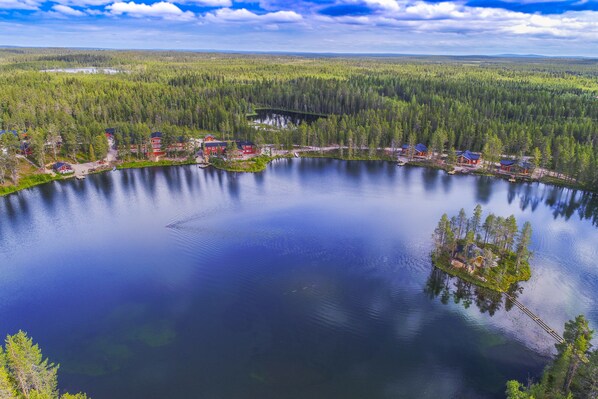 Vue sur le lac