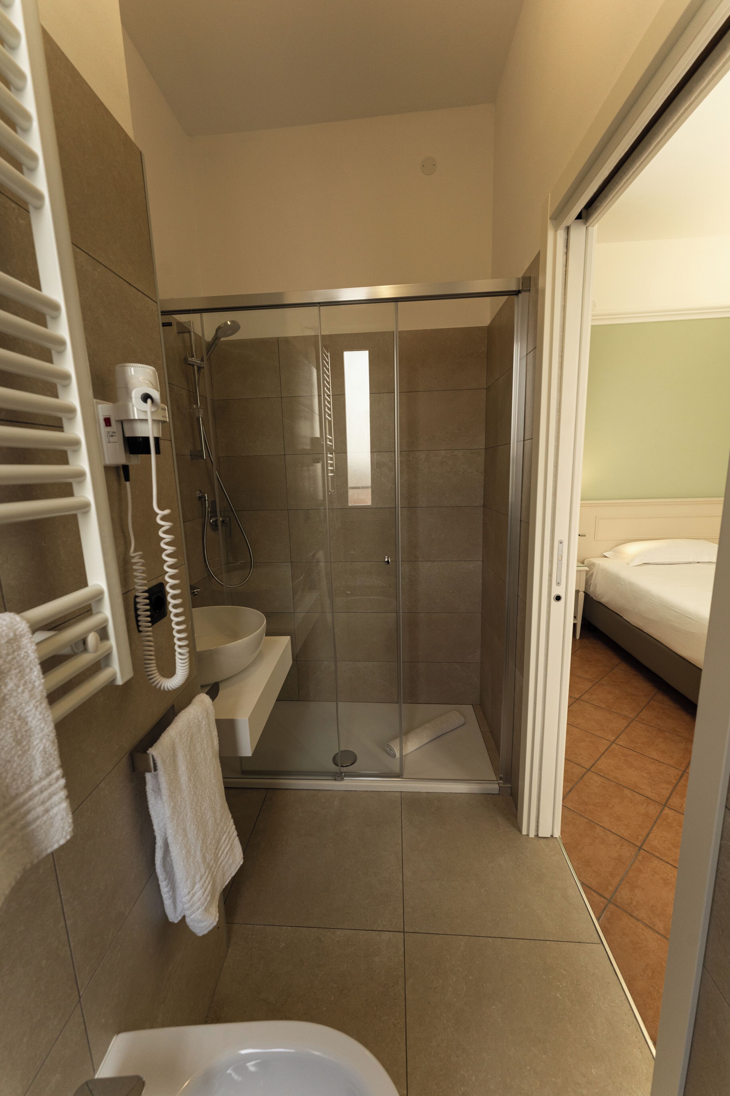 single room | bathroom | shower, free toiletries, hair dryer, slippers