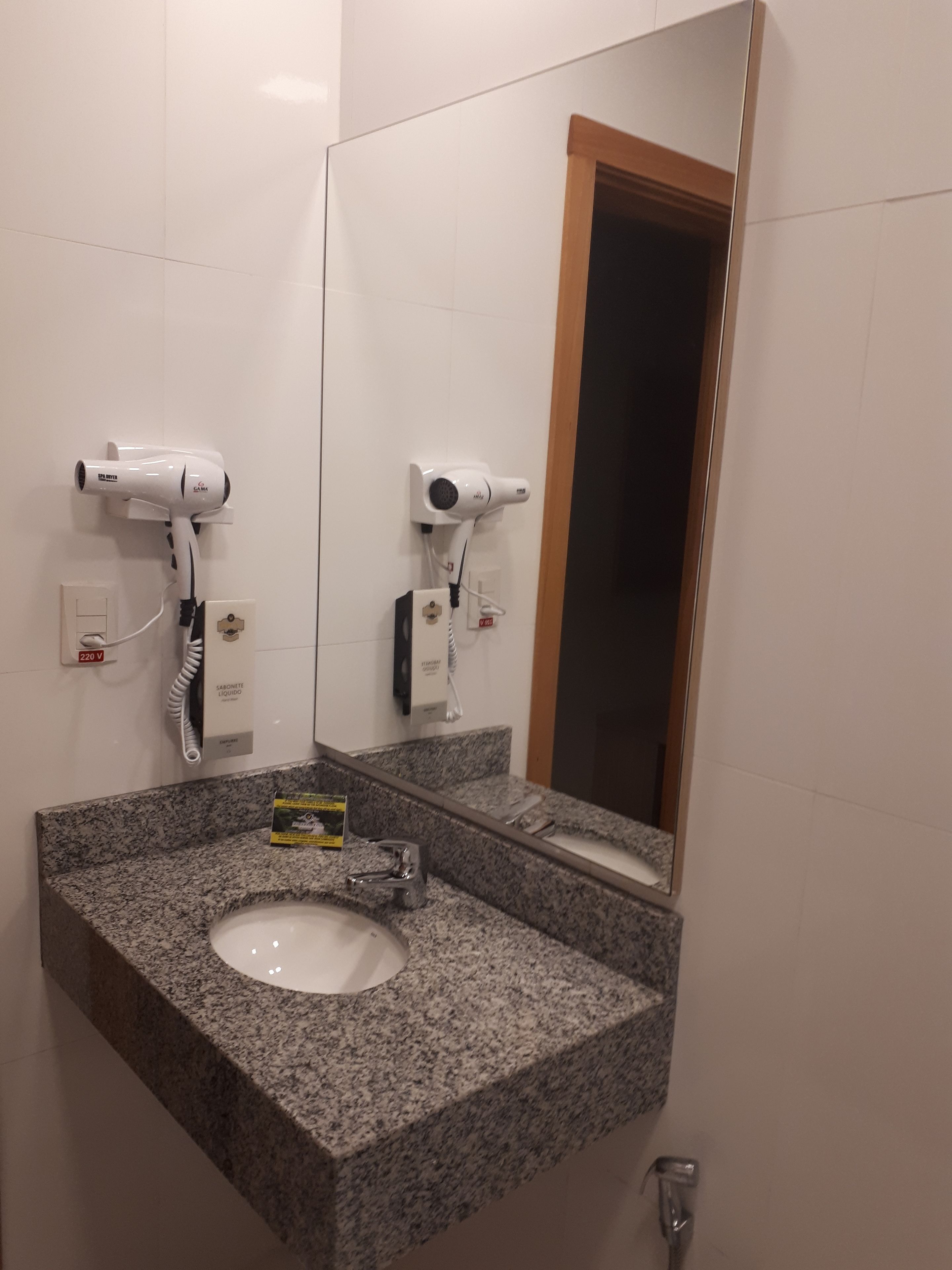 shower, free toiletries, hair dryer