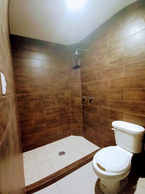 Individually furnished, desk, laptop workspace, blackout curtains - Hotel Y Suites Bausan (Boca del Río)