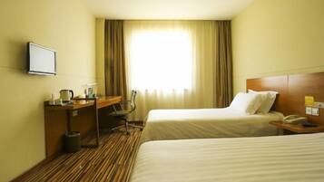 In-room safe, free WiFi