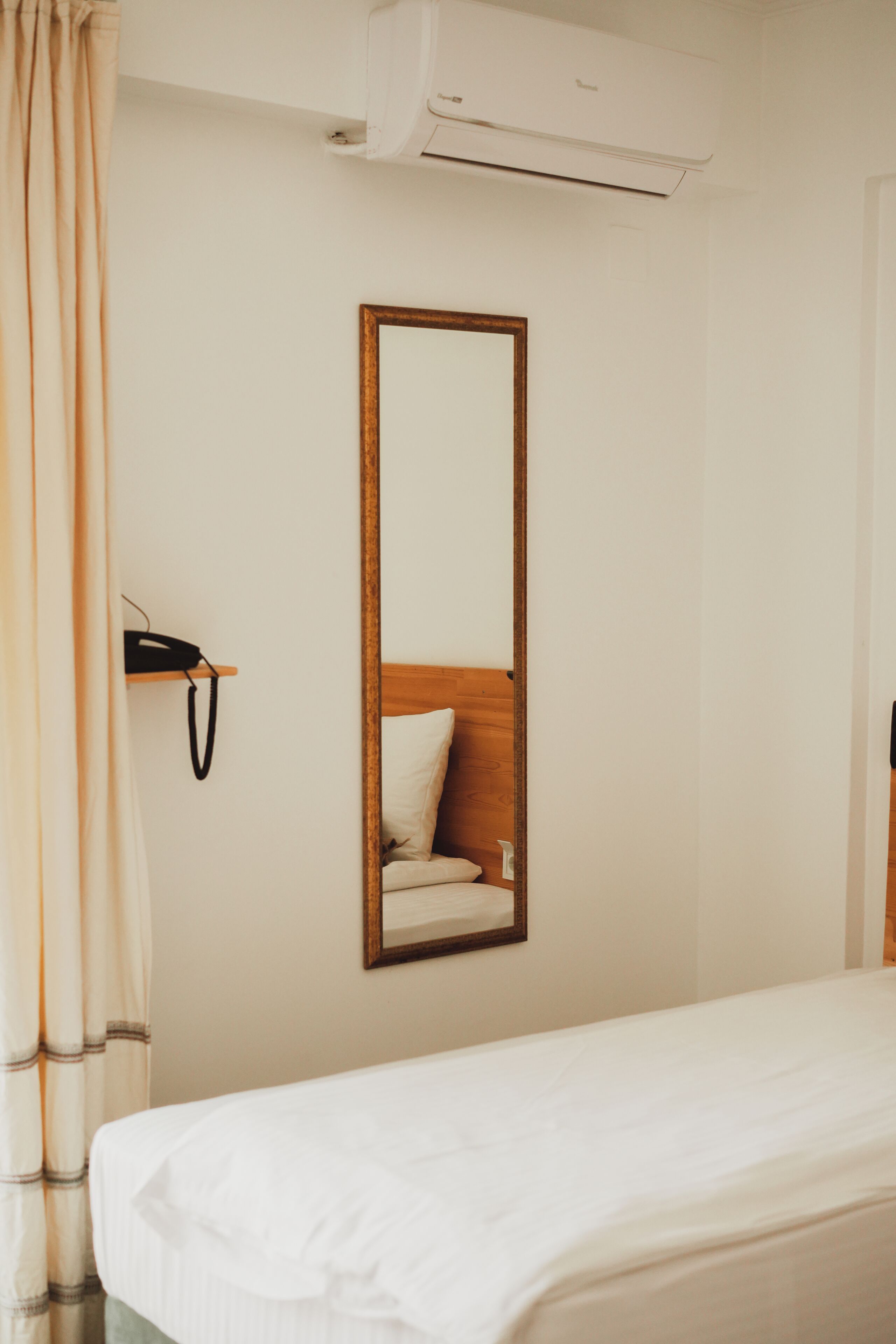 deluxe twin room, 1 bedroom | premium bedding, desk, laptop workspace, blackout curtains