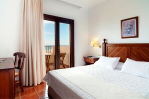 Minibar, in-room safe, rollaway beds, WiFi - Antonio II (Tarifa)