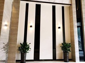 تفاصيل الفندق من الداخل