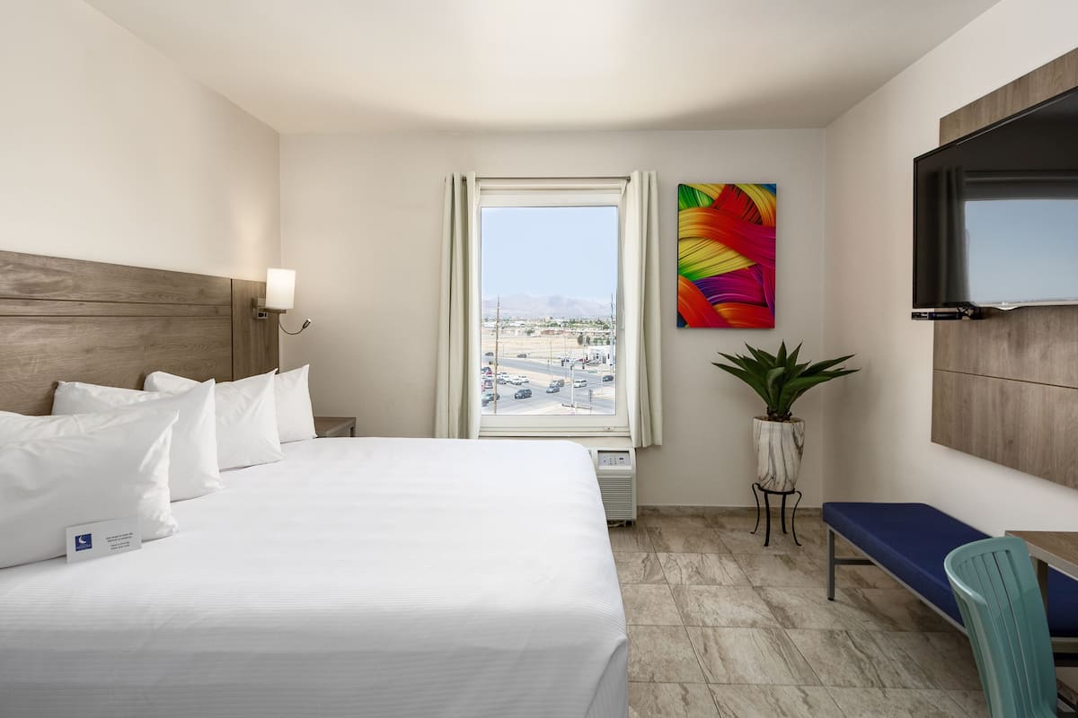Junior Suite, 1 King Bed with Sofa bed