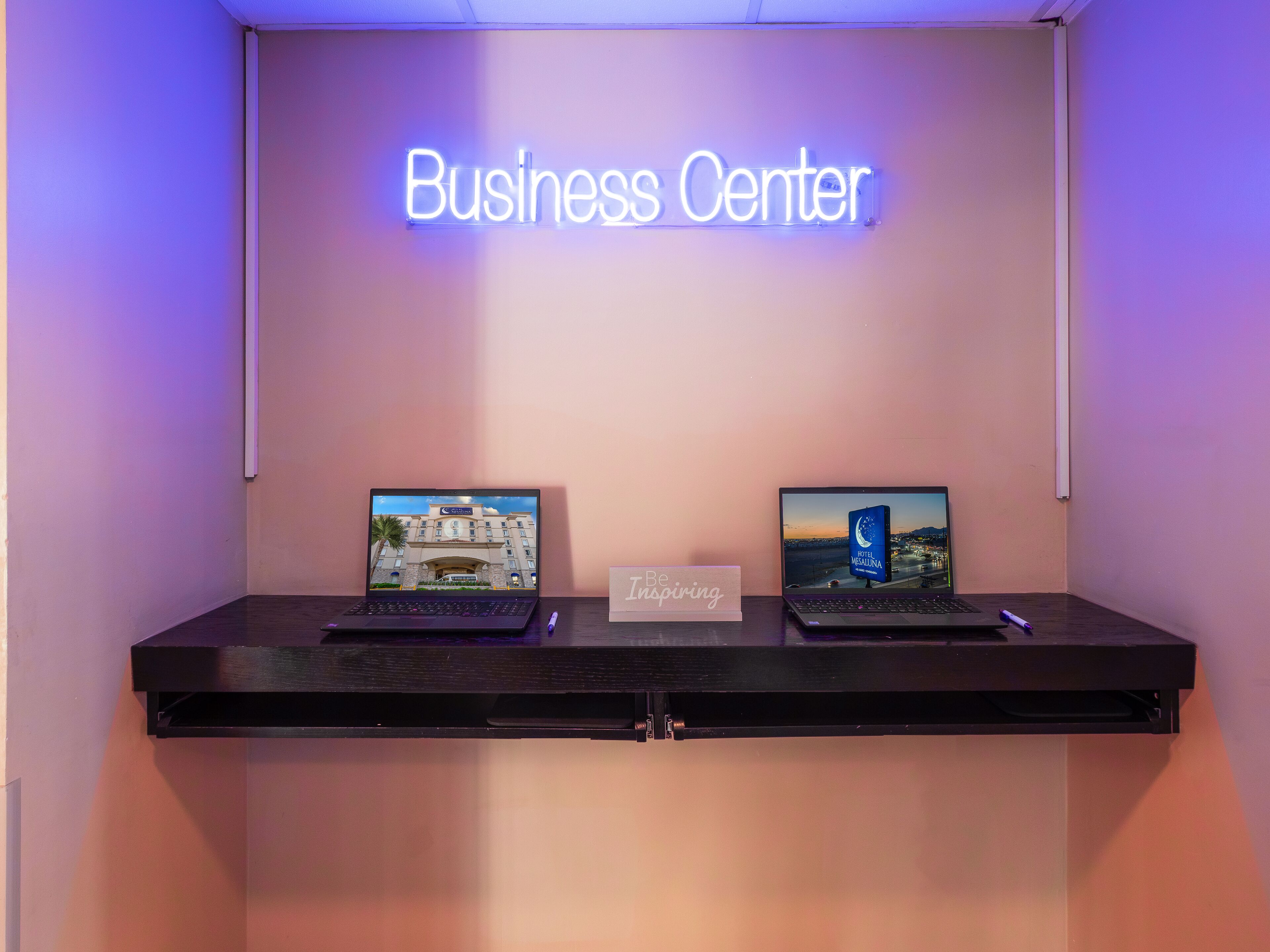 Foto - Hotel Mesaluna Near American Consulate