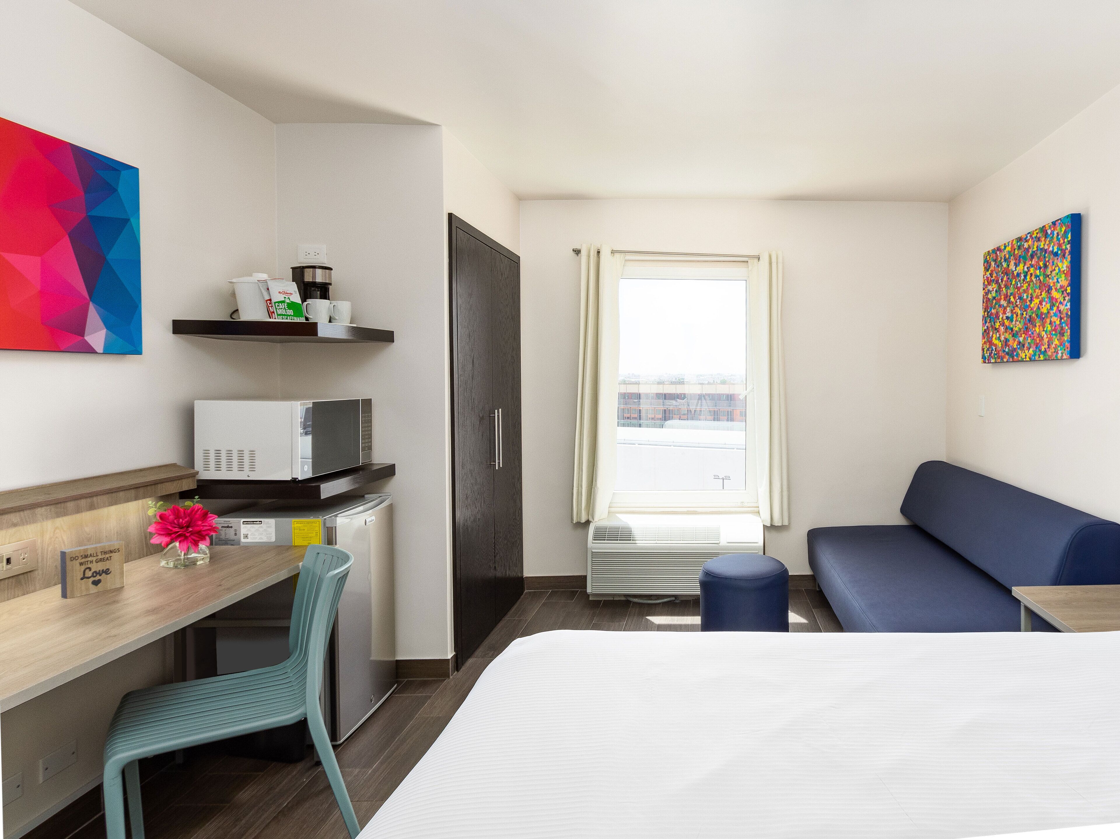 Foto - Hotel Mesaluna Near American Consulate