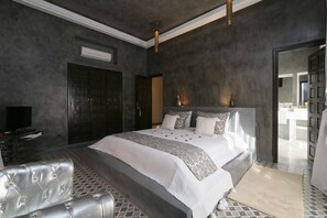 Suite Supérieure, non-fumeurs | Literie de qualité supérieure, rideaux occultants, chambres insonorisées