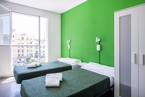 Free WiFi, bed sheets - Motion Chueca - Hostel (Madrid)