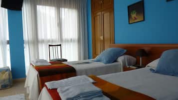 Chambre Quadruple, chambres communicantes