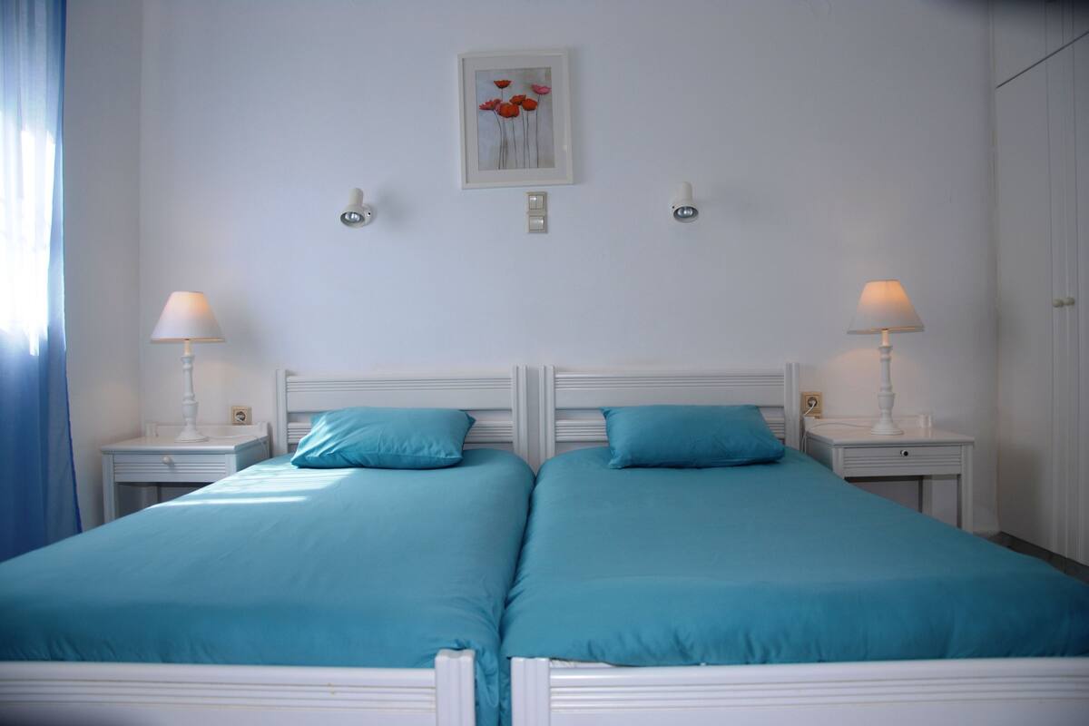 Family Apartment, Balcony, Sea View | Hypo-allergenic bedding available, desk, soundproofing