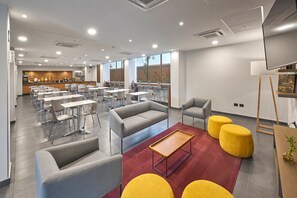 Free daily continental breakfast  - City Express by Marriott Tijuana Otay (Tijuana)