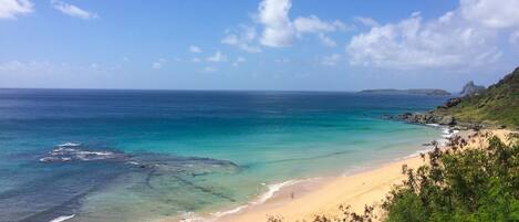 Plage à proximité, sable blanc
