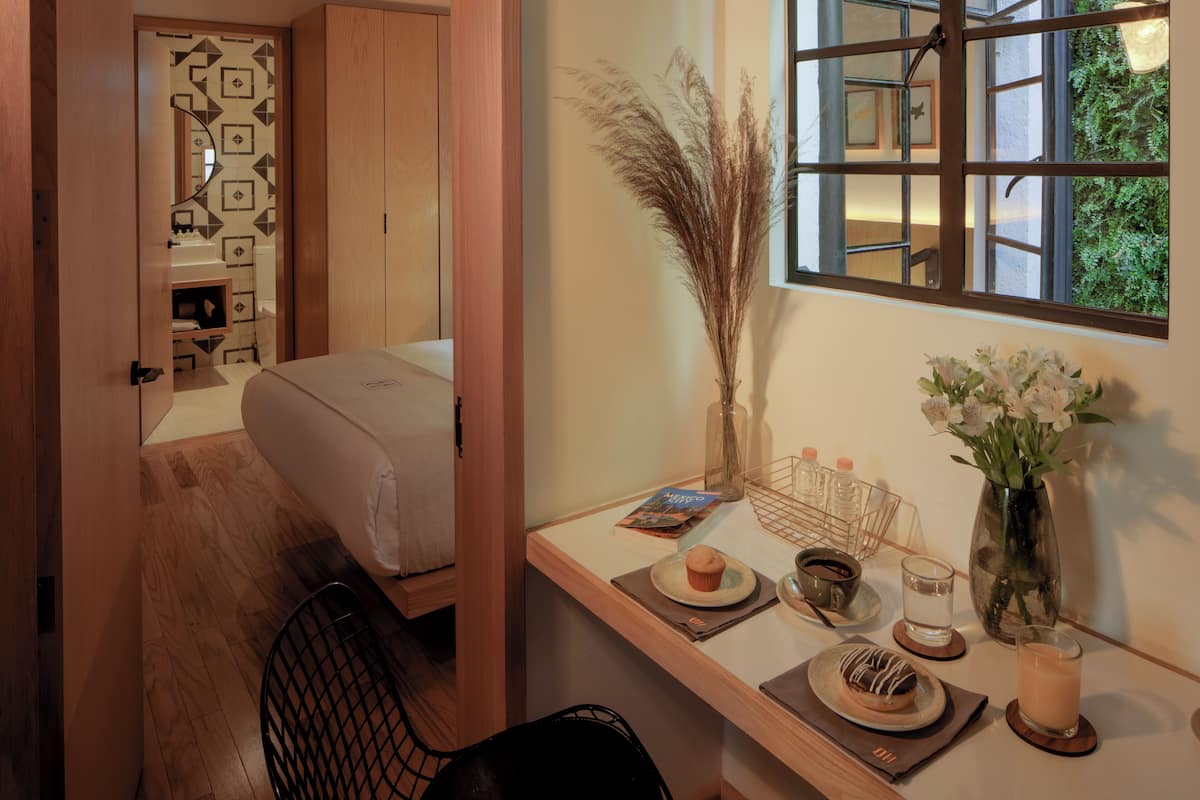 luxury room | 1 bedroom, premium bedding, in-room safe, blackout curtains