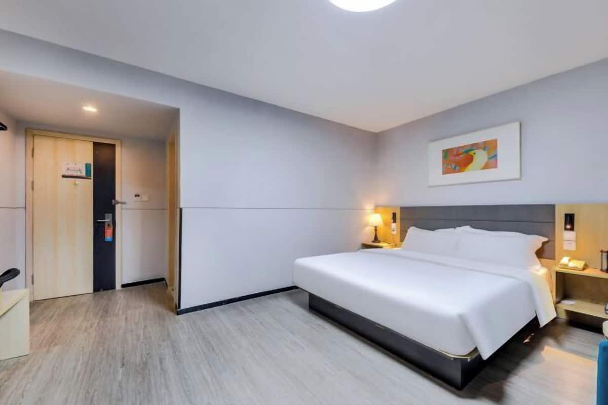 Coffres-forts dans les chambres, Wi-Fi gratuit, draps fournis