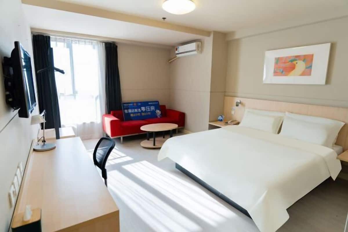 Coffres-forts dans les chambres, Wi-Fi, draps fournis