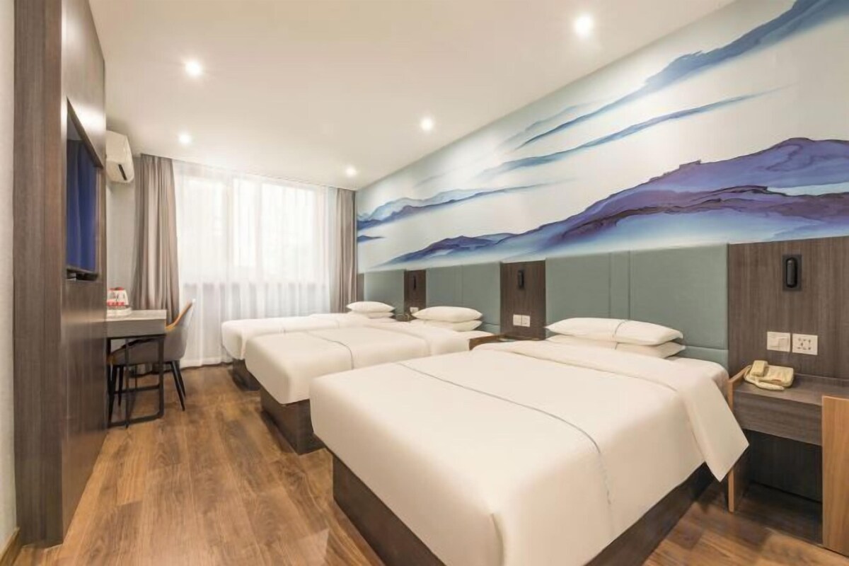 Superior Triple Room