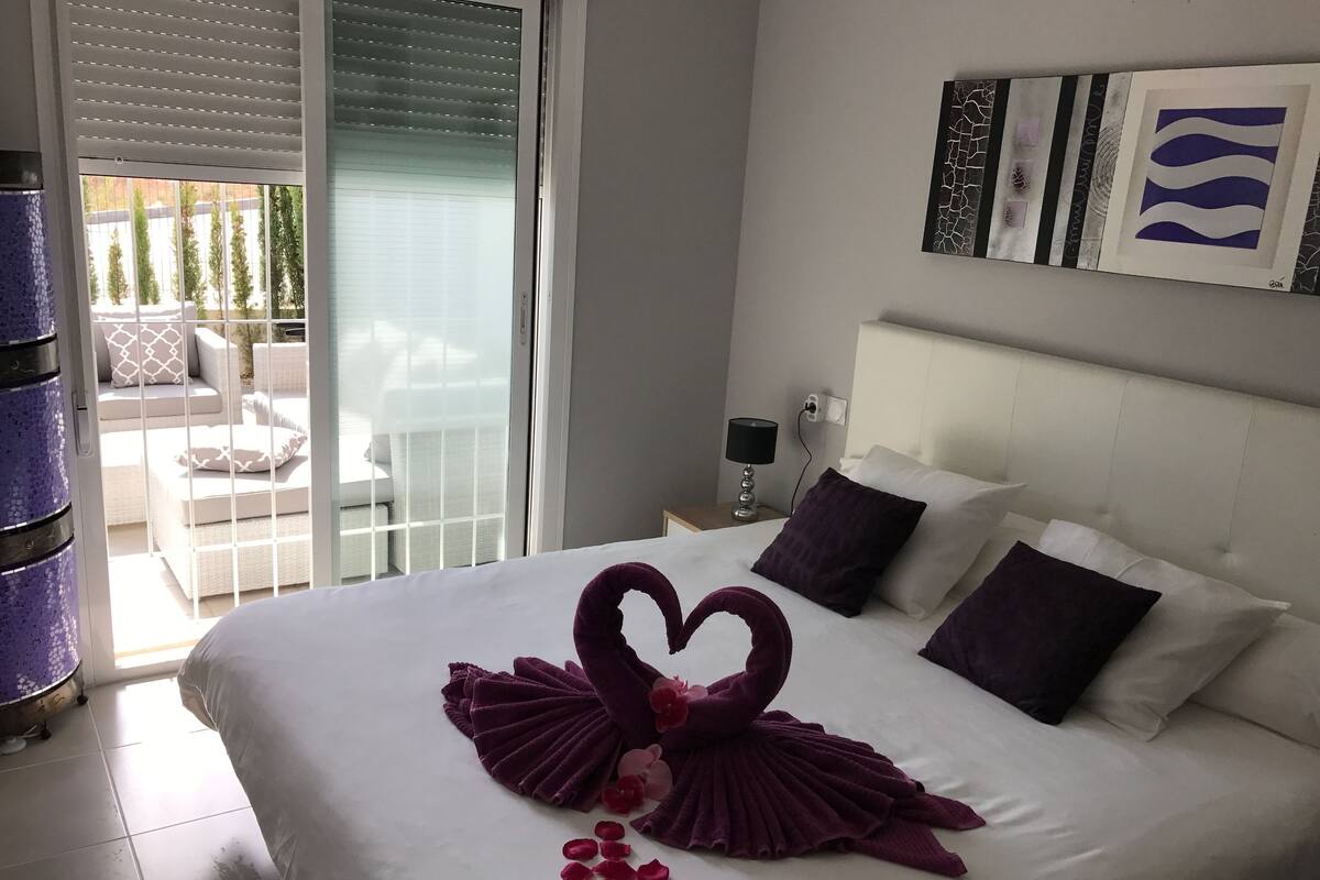 1 habitación, sábanas de algodón egipcio y ropa de cama de alta calidad