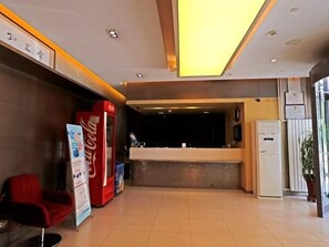Quầy tiếp tân