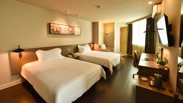WiFi - Jinjiang Inn Select (Haikou Arcade House Old Street Binhai Avenue) (Haikou)