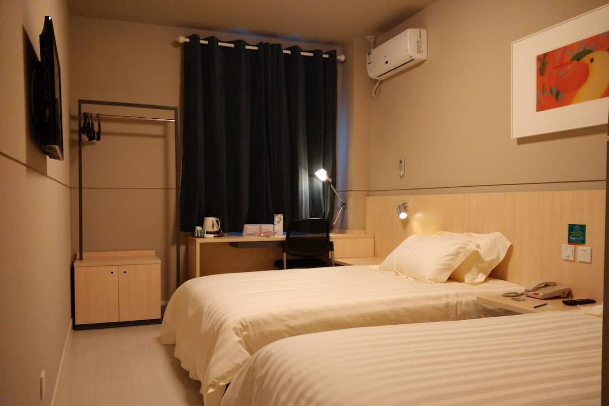 Business Twin Room (B) | WiFi