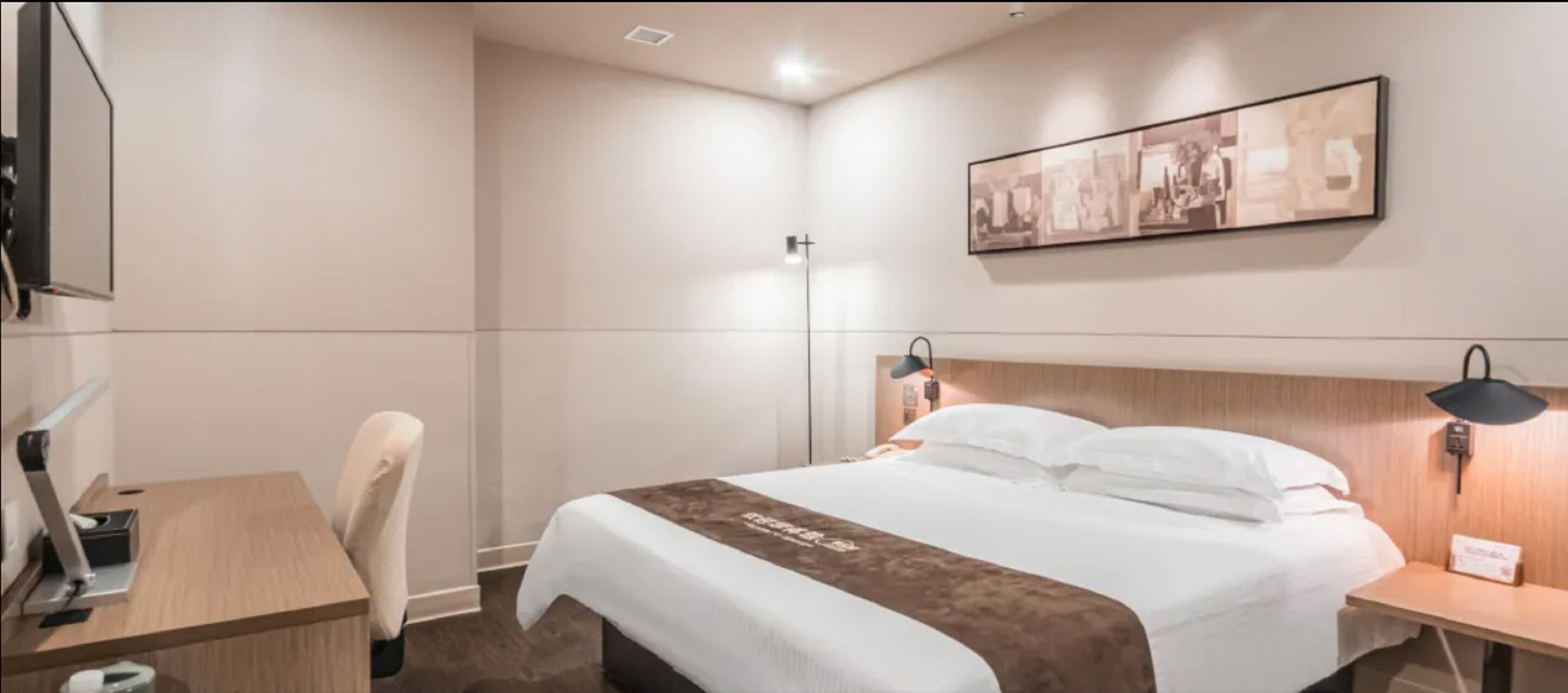 business room (b) | free wifi, bed sheets