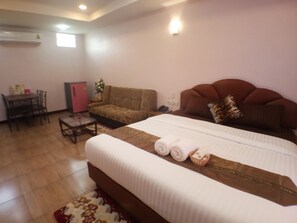 Minibar, desk, iron/ironing board, free WiFi