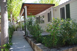 Mobile Home (Elegant-Plus) | Terrace/patio - Centro Vacanze Camping Spinnaker (Fermo)