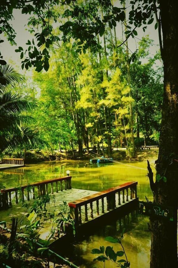 Property grounds - Kaengkrachan Riverside Resort (Kaeng Krachan)