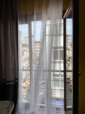 Deluxe Room | Balcony