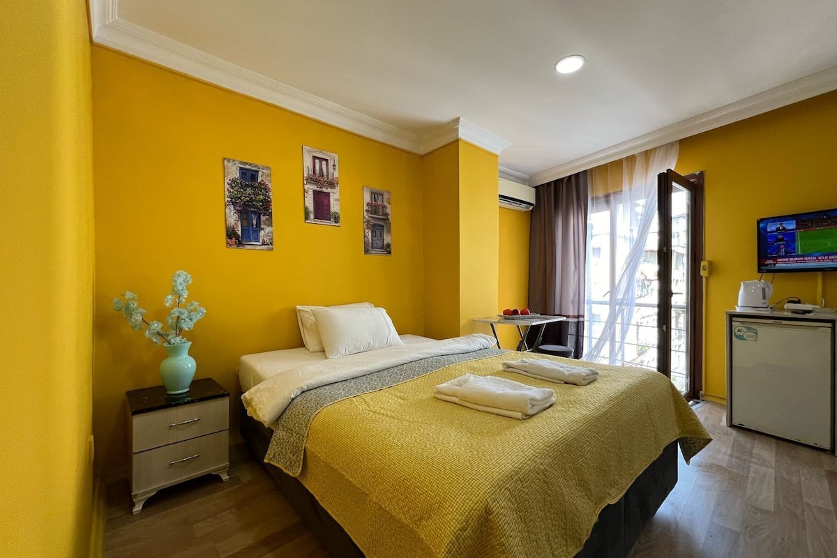 Deluxe Room | Property grounds