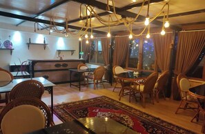 Breakfast, lunch, dinner served; Turkish cuisine  - Ipekyolu Garden (Avanos)