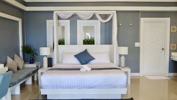 Villa with Private Pool | Premium bedding, in-room safe, desk, free WiFi