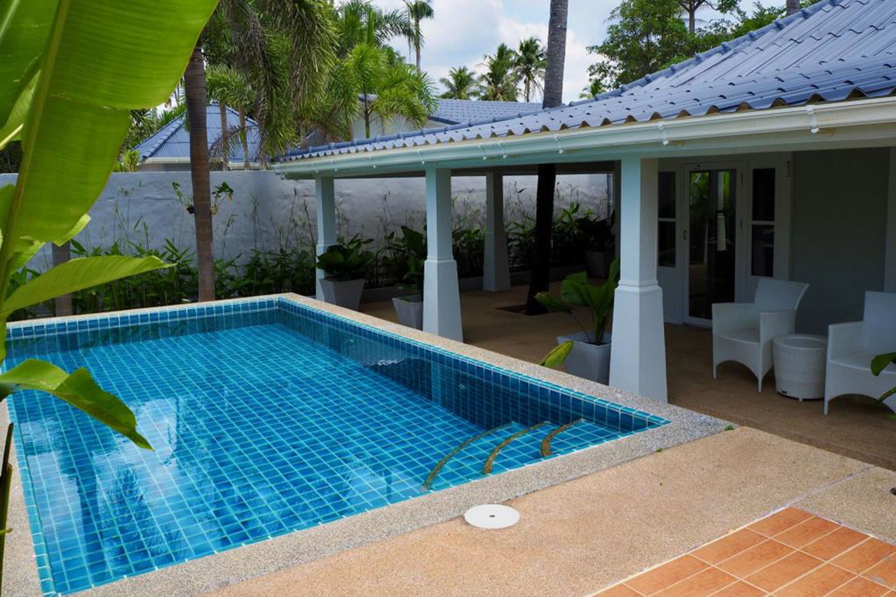 villa with private pool | terrace/patio