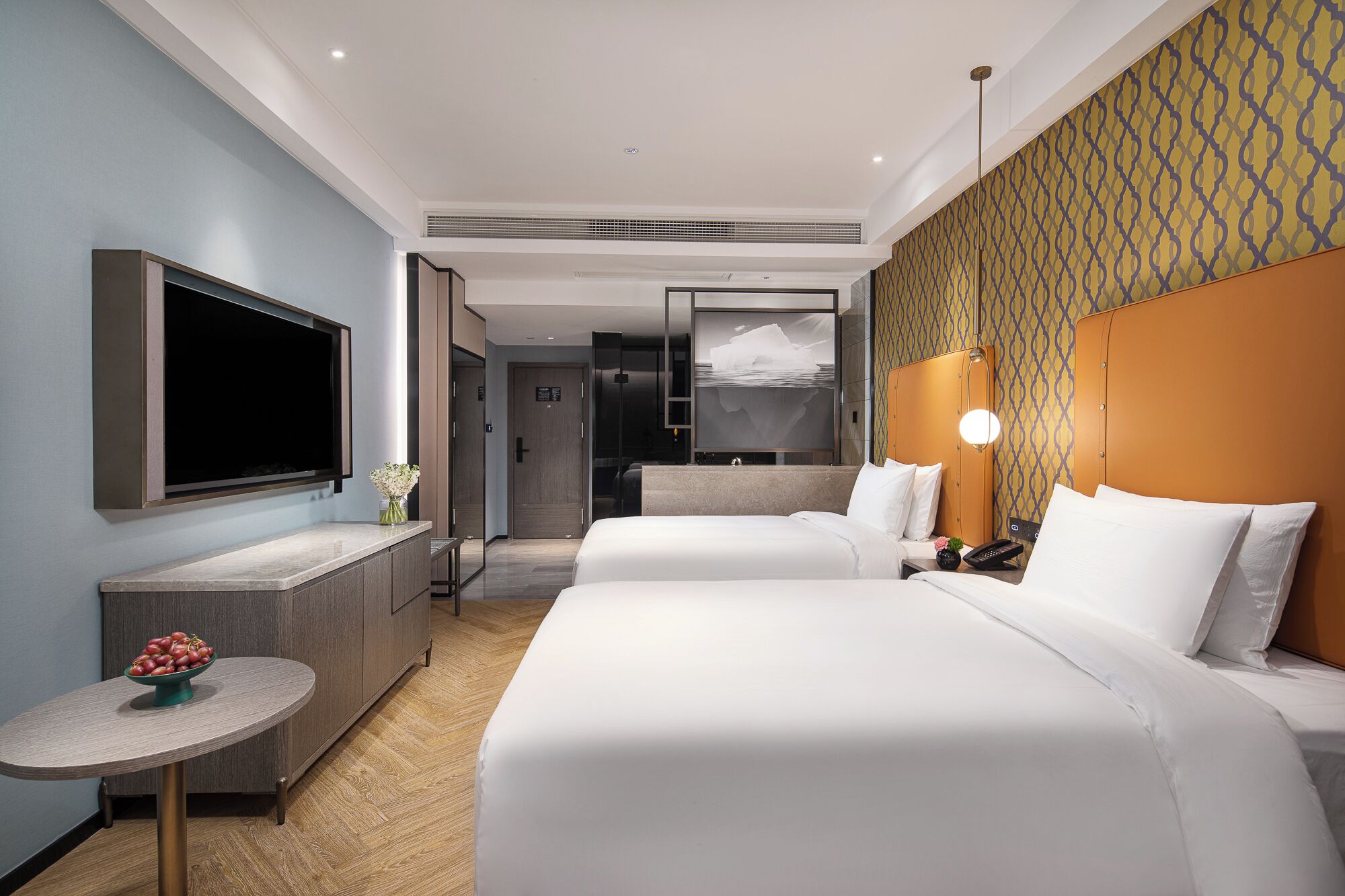 executive twin room | down duvets, minibar, individually decorated, blackout curtains