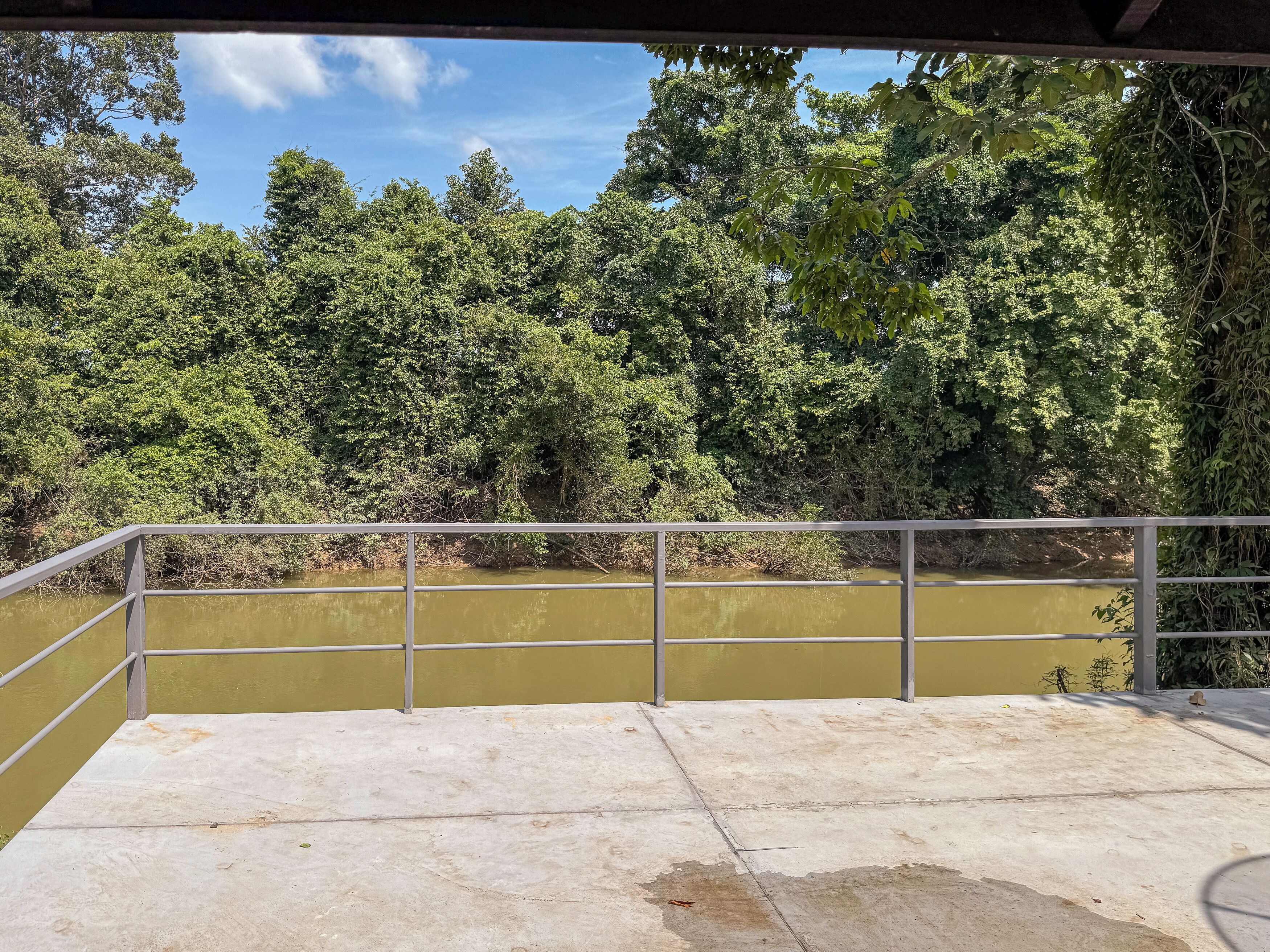 Family Bungalow, River View | Water view