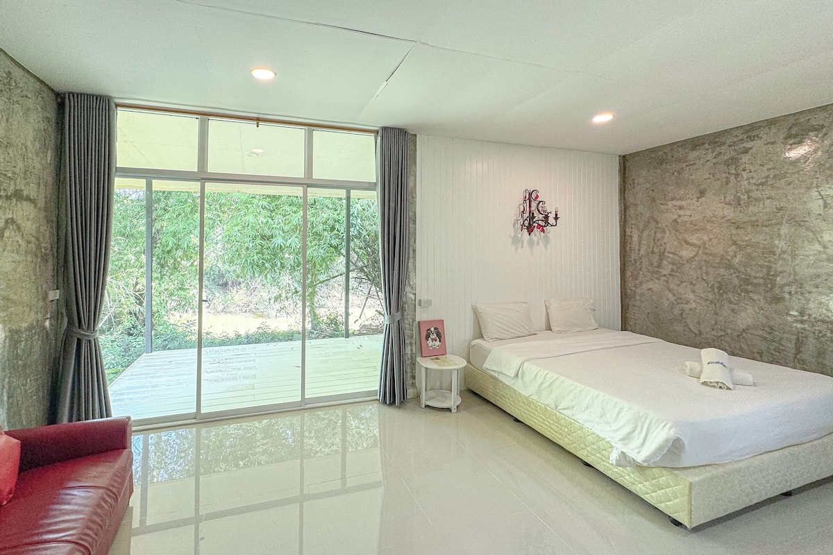 Deluxe Double Room, Garden View | 1 bedroom, free WiFi, bed sheets