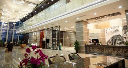 The Thousand Lantern Lake Hotel