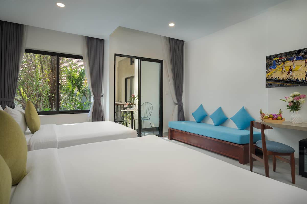 Deluxe Family Room - 3 Adults | 1 bedroom, Egyptian cotton sheets, premium bedding, down duvets