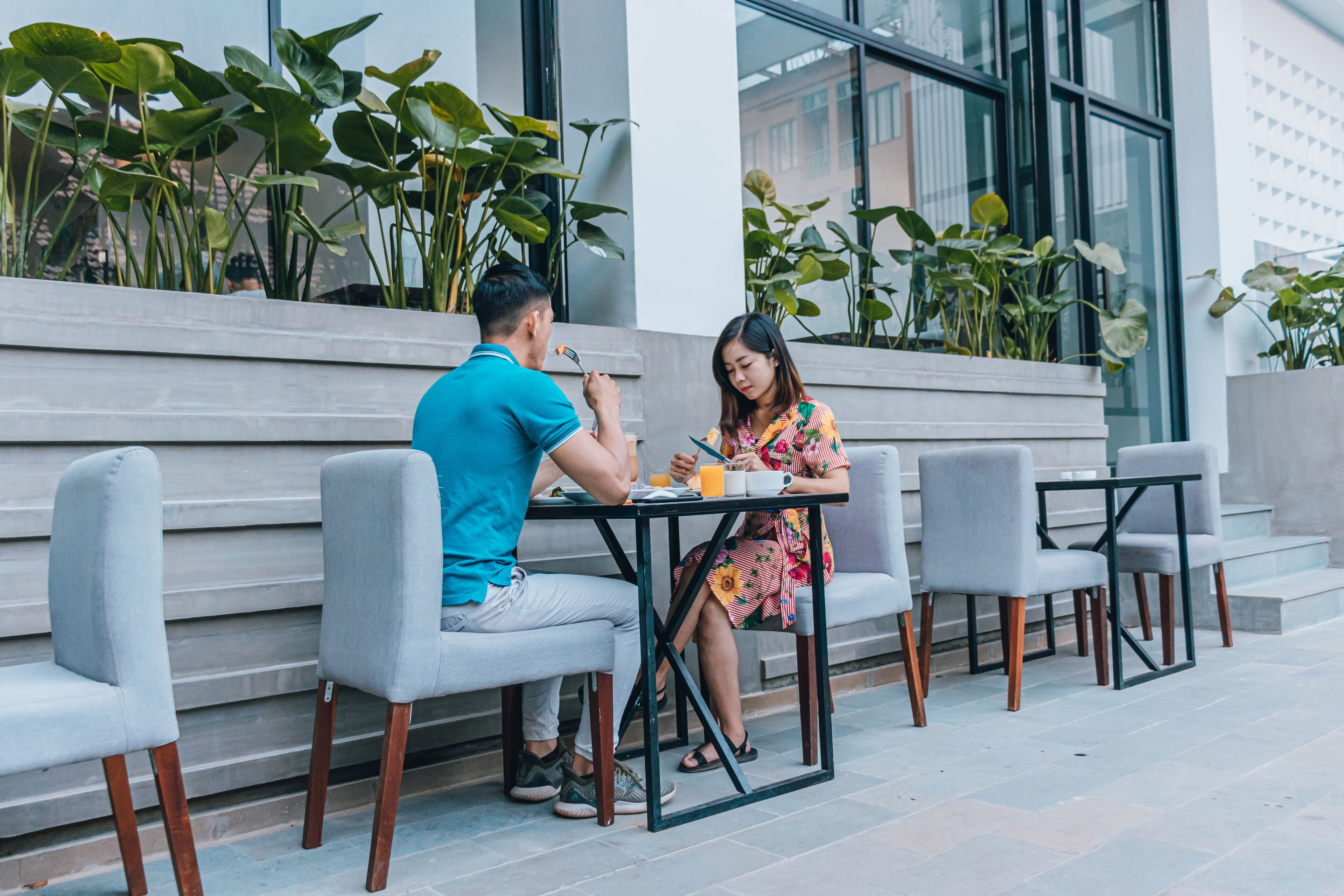 breakfast, lunch served; local and international cuisine, pool views