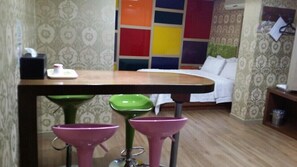 Superior Double Room | Egyptian cotton sheets, premium bedding, individually decorated - Soo Hotel (Yangju)