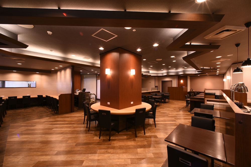 Alpico Plaza Hotel by null