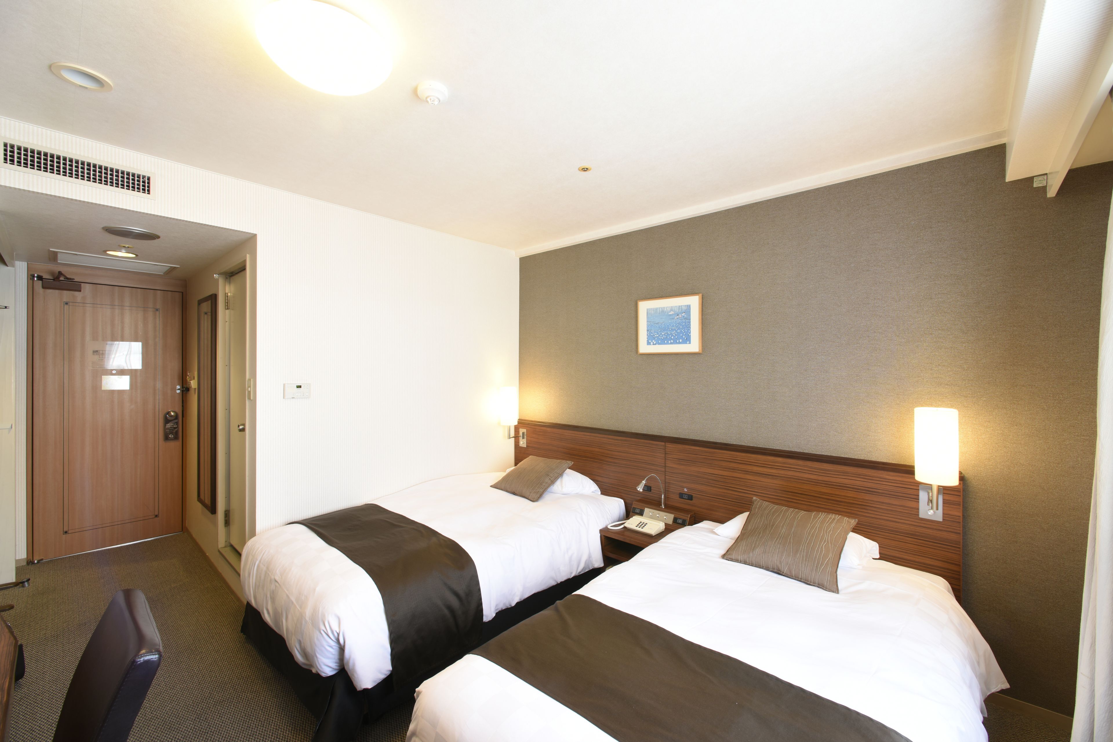 1 bedroom, desk, laptop workspace, free wifi