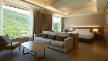 ルーム (Sugam Suite King) | 高級寝具、セーフティボックス (室内)、デスク、遮光カーテン