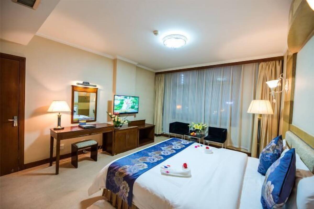 Desk, blackout drapes, rollaway beds, free WiFi