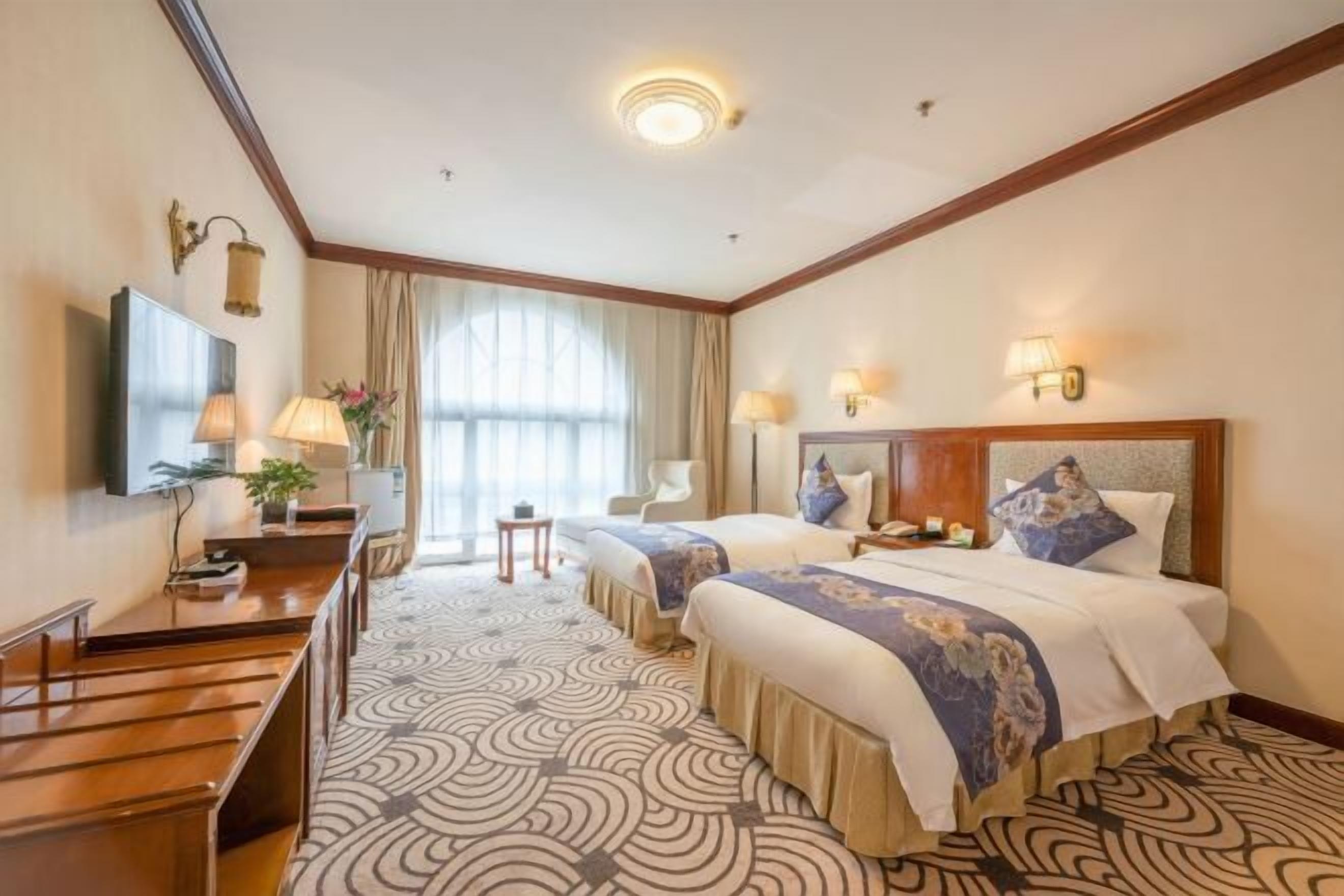 Desk, blackout drapes, rollaway beds, free WiFi