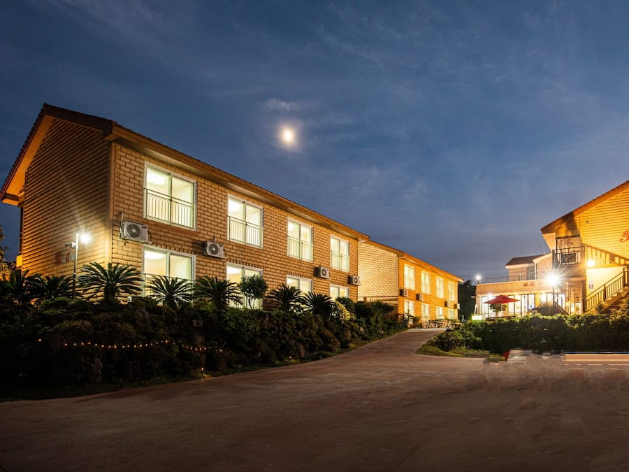 Front of property - evening/night